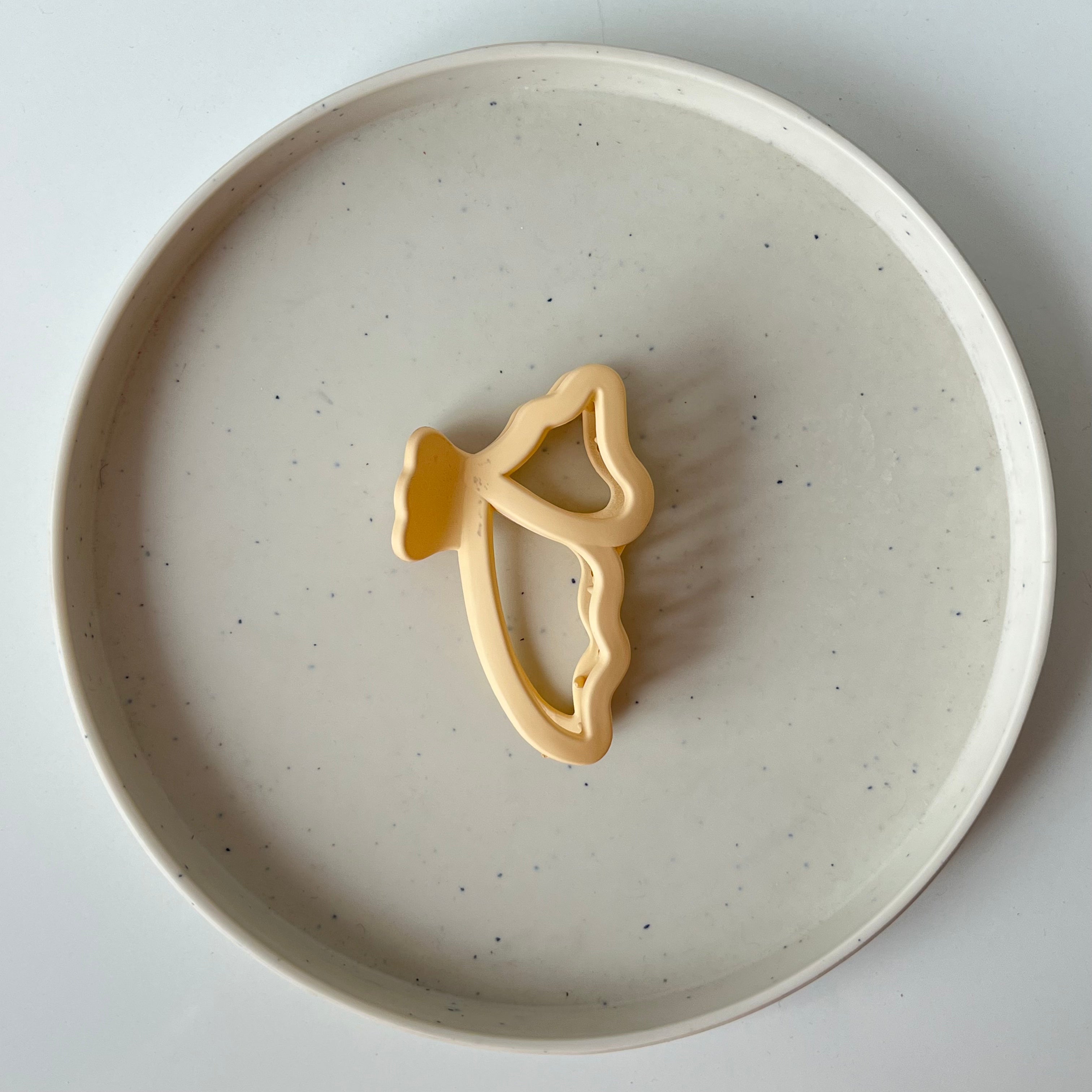 Matte Wing – Large Hair Claw